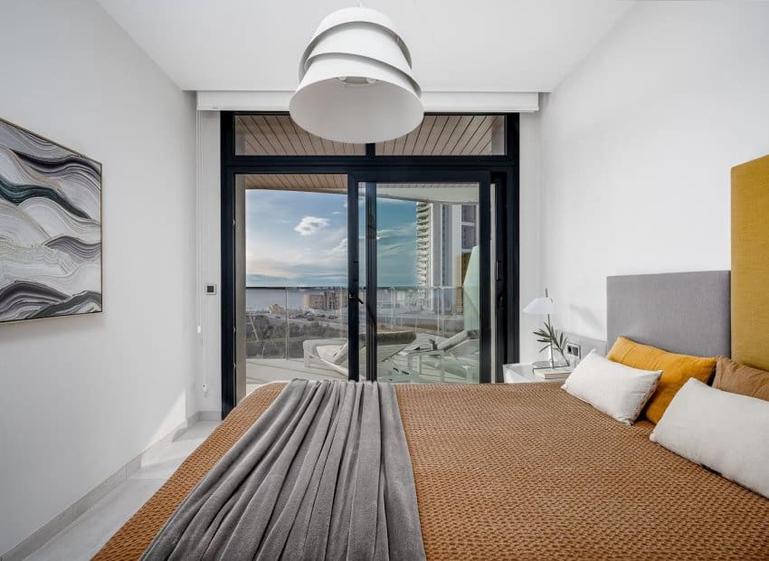 2 soveværelse Strandlejlighed til salg i Benidorm med swimmingpool - € 529.000 (Ref: 9417817)