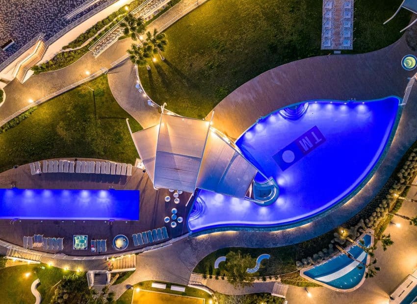 2 soveværelse Strandlejlighed til salg i Benidorm med swimmingpool - € 529.000 (Ref: 9417817)