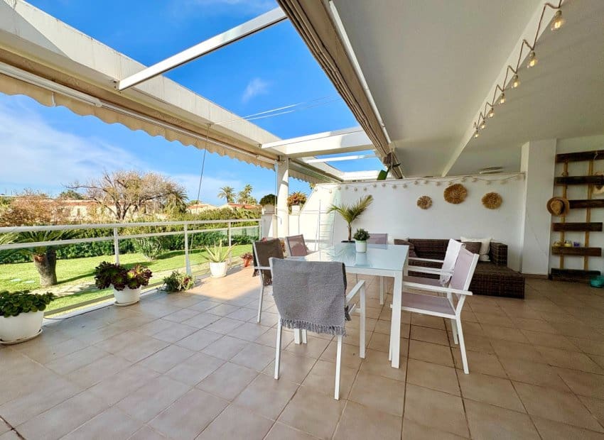 2 quarto Apartamento de Praia para venda em Denia com piscina garagem - 365 000 € (Ref: 9445473)