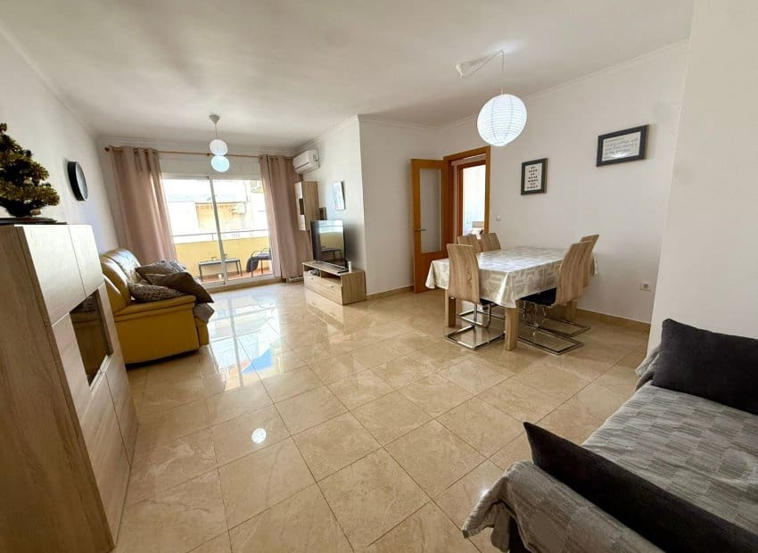 3 bedroom Apartment for sale in Denia - € 285,000 (Ref: 9467812)