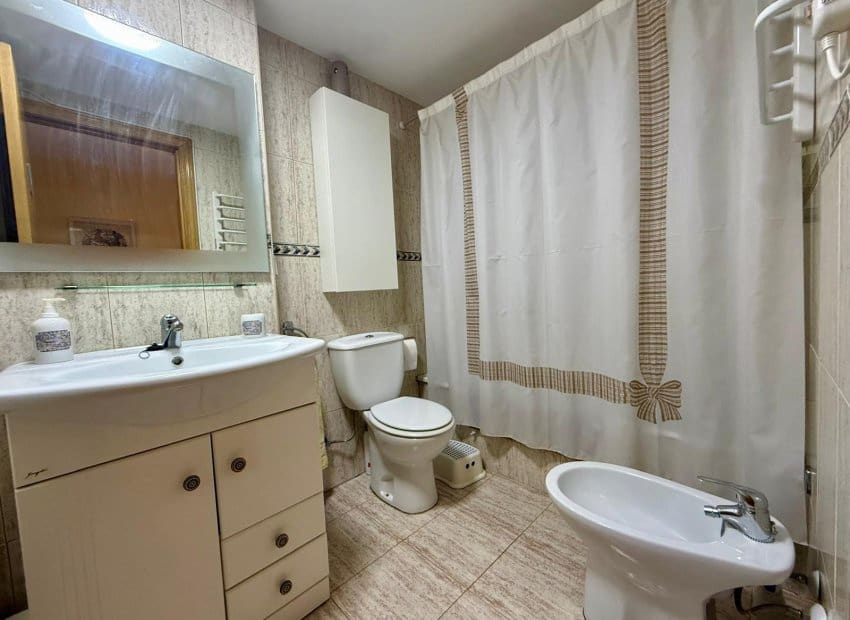 3 makuuhuone Huoneisto myytävänä paikassa Denia mukana uima-altaan 
autotalli - 339 000 € (Ref: 9473428)