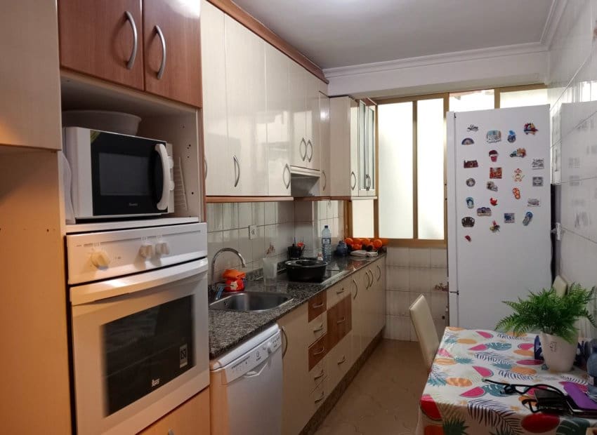 3 sypialnia Apartament przy plaży na sprzedaż w Benidorm - 264 000 € (Ref: 9510296)