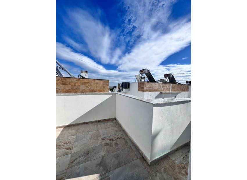 3 soveværelse Byhus til salg i Polop med swimmingpool - € 379.000 (Ref: 9547009)