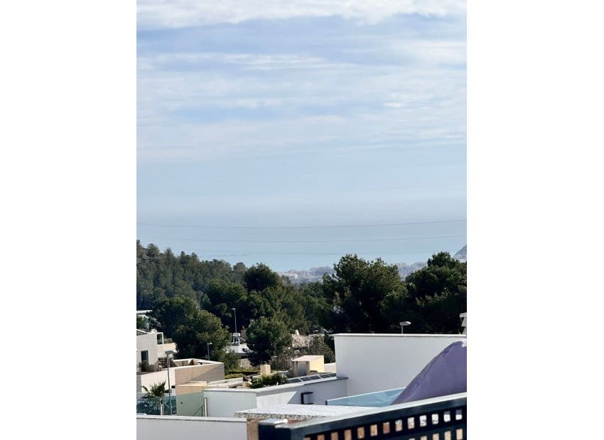 3 soveværelse Byhus til salg i Polop med swimmingpool - € 379.000 (Ref: 9547009)