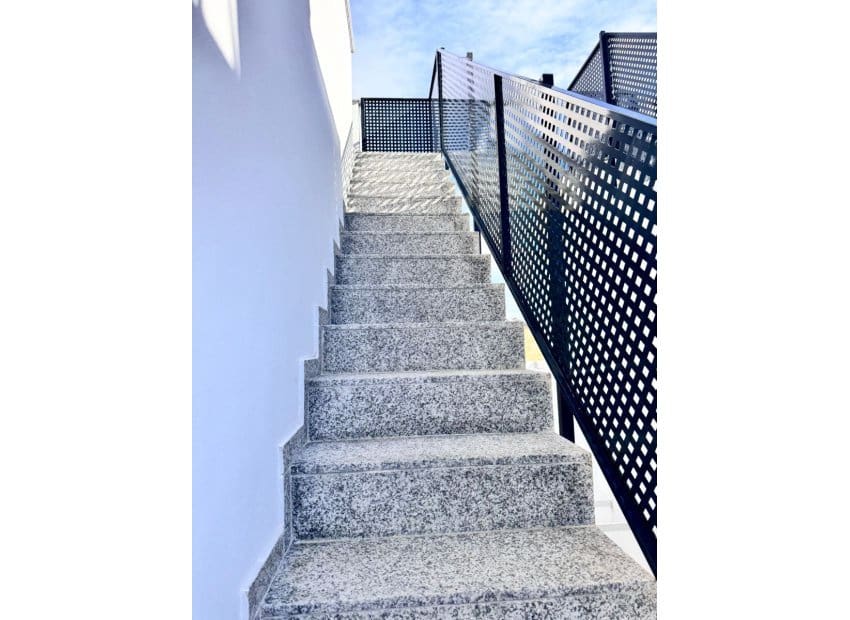 3 soveværelse Byhus til salg i Polop med swimmingpool - € 379.000 (Ref: 9547009)