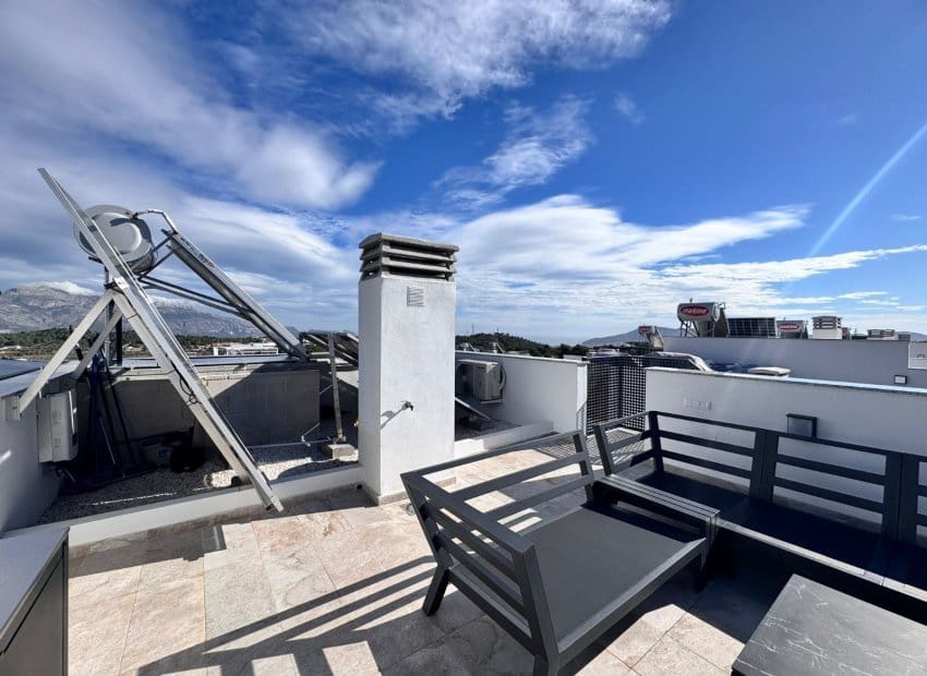 3 soveværelse Byhus til salg i Polop med swimmingpool - € 379.000 (Ref: 9547009)