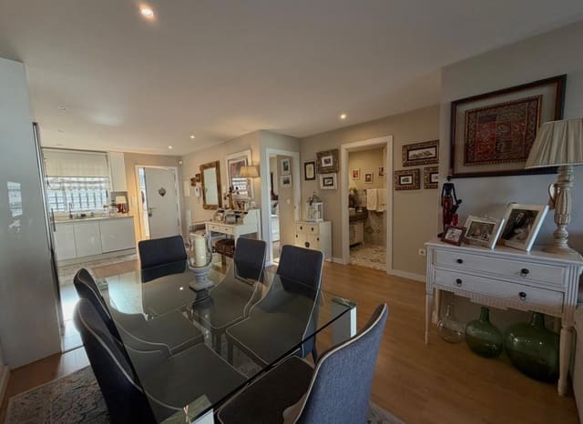 2 bedroom Beach Apartment for sale in Altea with pool garage - € 440,000 (Ref: 9611642)