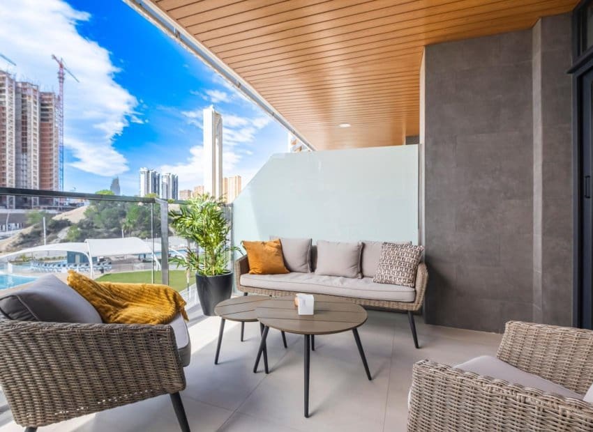 2 sovrum Strandlägenhet till salu i Benidorm med pool - 583 000 € (Ref: 9665206)