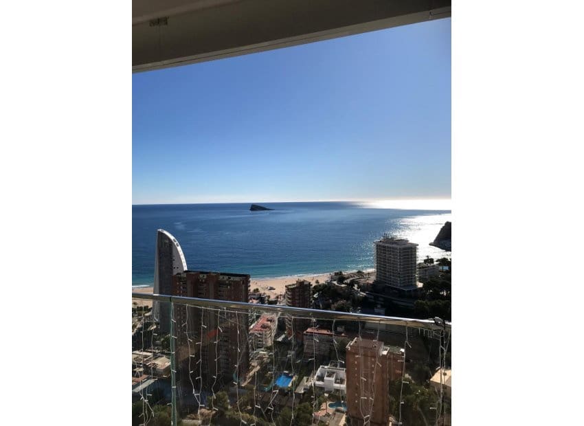 Apartamento Playa de 3 habitaciones en Benidorm en venta con piscina garaje - 790.000 € (Ref: 9669251)