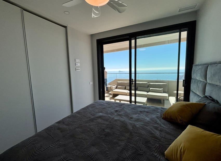 3 bedroom Beach Apartment for sale in Benidorm with pool garage - € 790,000 (Ref: 9669251)