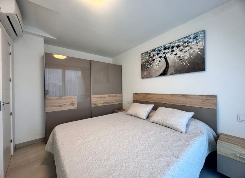 2 slaapkamer Appartement te koop in Cala de Finestrat met zwembad - € 350.000 (Ref: 9669252)