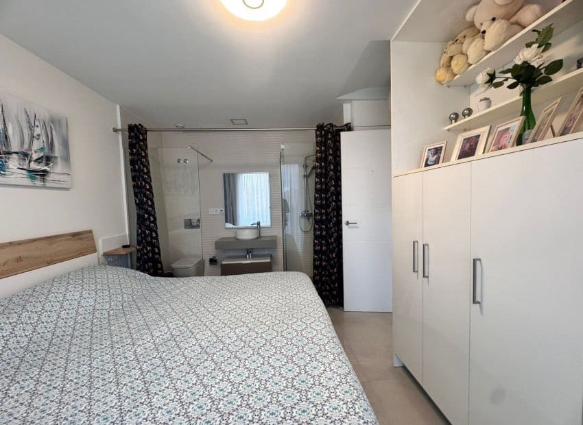 2 slaapkamer Appartement te koop in Cala de Finestrat met zwembad - € 350.000 (Ref: 9669252)