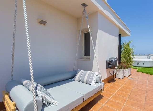 2 bedroom Penthouse for sale in Dénia with pool garage - € 395,000 (Ref: 9715710)