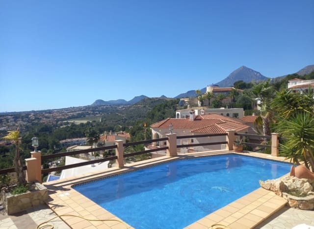 3 sypialnia Willa na sprzedaż w Escandinavia - Cautivador, Alfaz del Pi / L'Alfàs del Pi z basenem garażem - 1 300 000 € (Ref: 9720494)