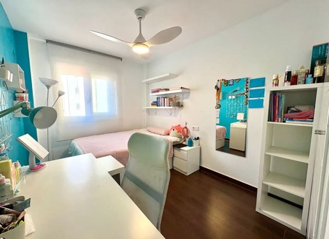 3 soveværelse Lejlighed til salg i Dénia - € 260.000 (Ref: 9782176)