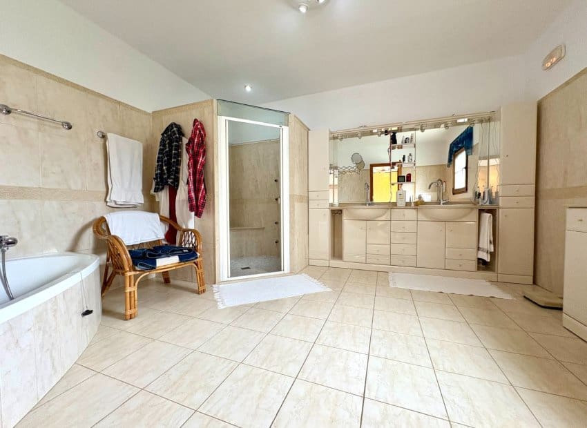 5 camera da letto Villa in vendita in Pedreguer con piscina - 1.150.000 € (Rif: 9816421)