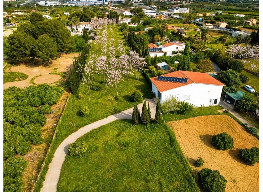 3 quarto Moradia para venda em Pedreguer com garagem - 600 000 € (Ref: 9824077)
