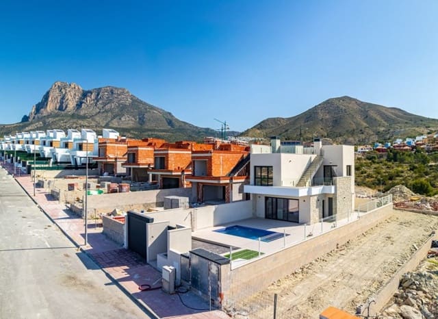 Chalet de 3 habitaciones en Balcón de Finestrat - Terra Marina, Finestrat en venta con piscina - 635.000 € (Ref: 9834843)