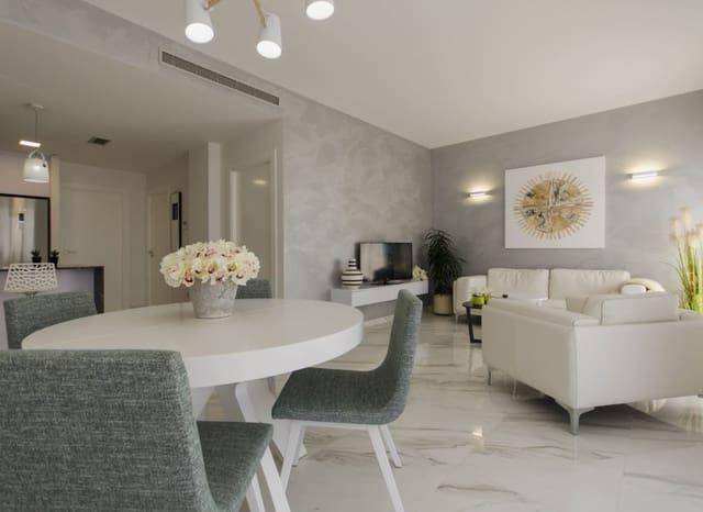3 soveværelse Villa til salg i San Miguel de Salinas med swimmingpool - € 630.000 (Ref: 9834845)