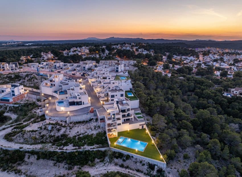 3 soveværelse Villa til salg i San Miguel de Salinas med swimmingpool - € 630.000 (Ref: 9834845)