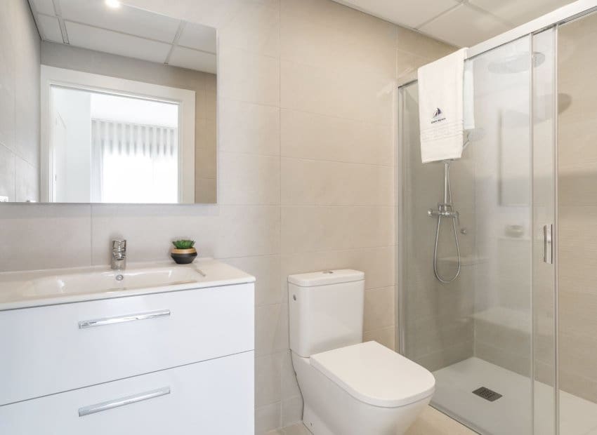 2 soverom Leilighet til salgs i La Mata med svømmebasseng garasje - € 295 000 (Ref: 9834858)
