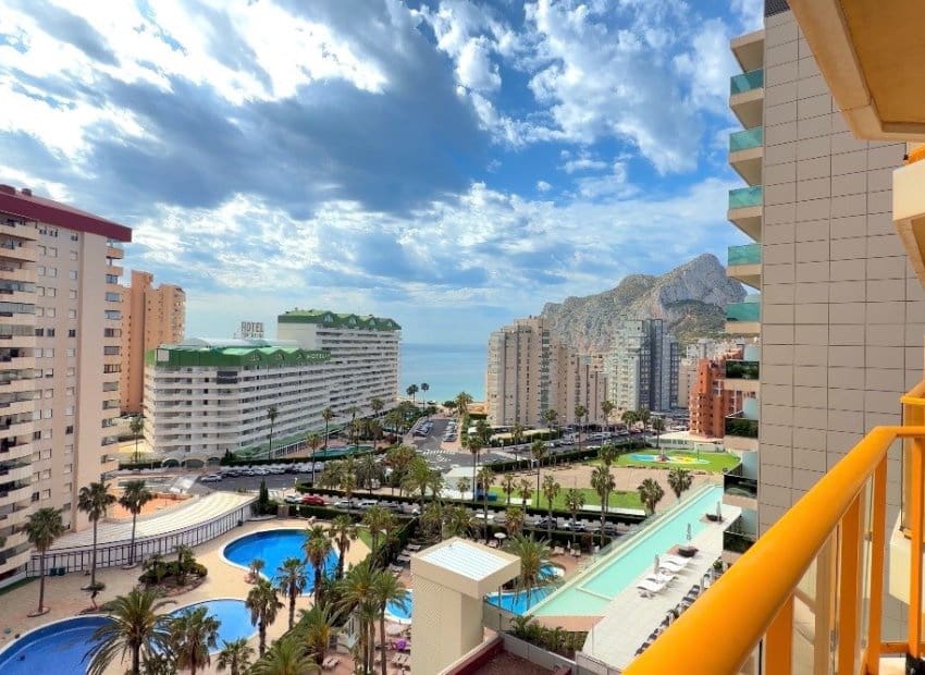 1 soverom Strandleiligheter til salgs i Calpe / Calp med svømmebasseng - € 235 000 (Ref: 9847750)