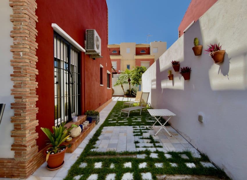 4 camera da letto Casa in vendita in Pilar de la Horadada con garage - 450.000 € (Rif: 9847887)