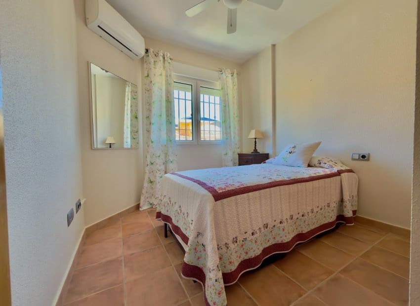 4 camera da letto Casa in vendita in Pilar de la Horadada con garage - 450.000 € (Rif: 9847887)