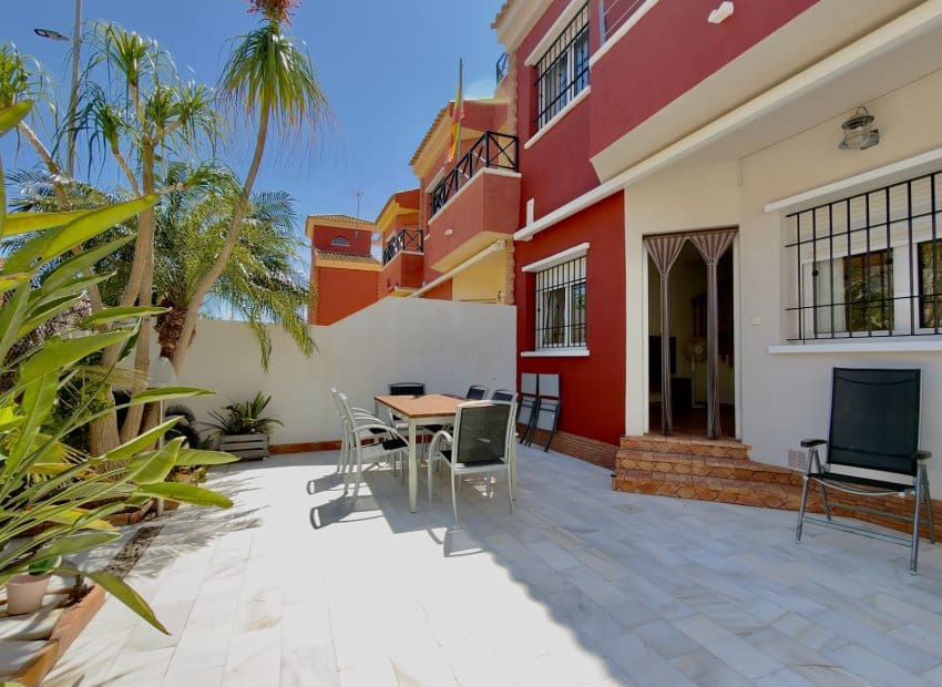4 camera da letto Casa in vendita in Pilar de la Horadada con garage - 450.000 € (Rif: 9847887)