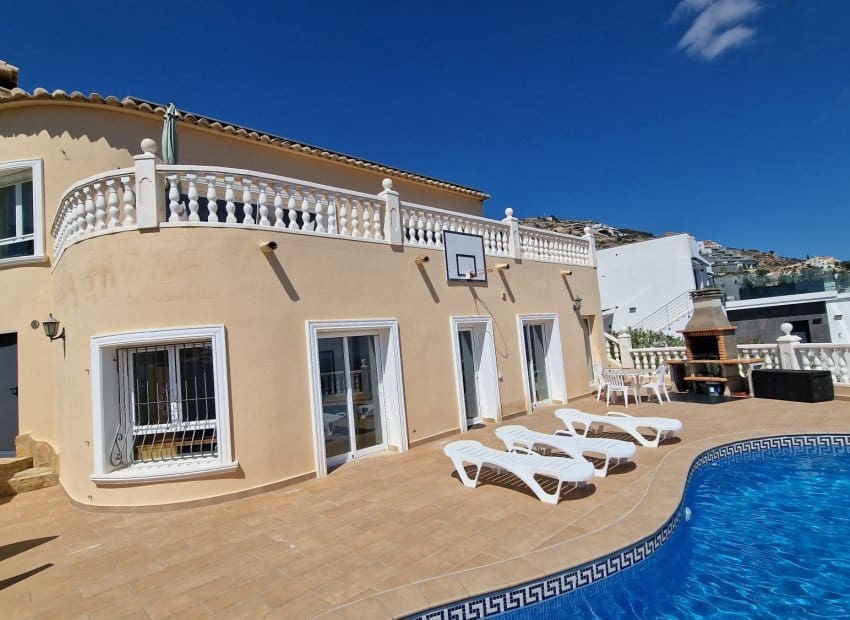 4 chambre Villa/Maison à vendre à Cumbre del Sol avec piscine - 730 000 € (Ref: 9858730)