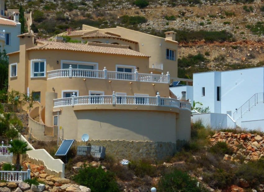 4 chambre Villa/Maison à vendre à Cumbre del Sol avec piscine - 730 000 € (Ref: 9858730)