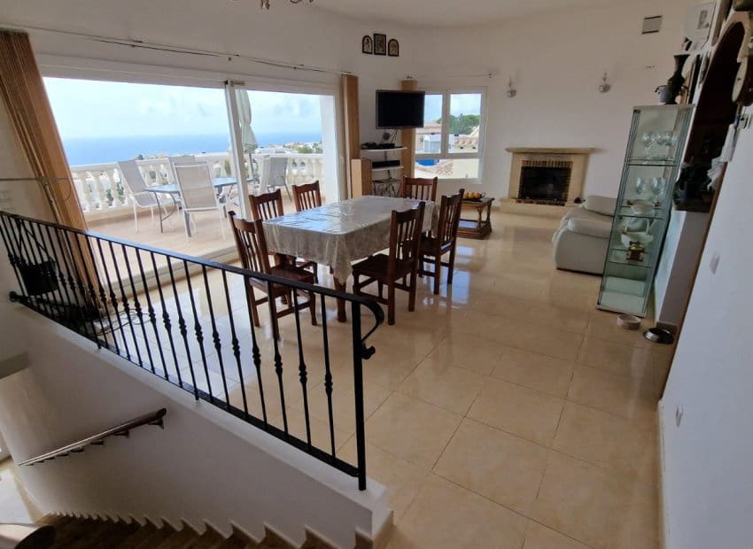 4 chambre Villa/Maison à vendre à Cumbre del Sol avec piscine - 730 000 € (Ref: 9858730)