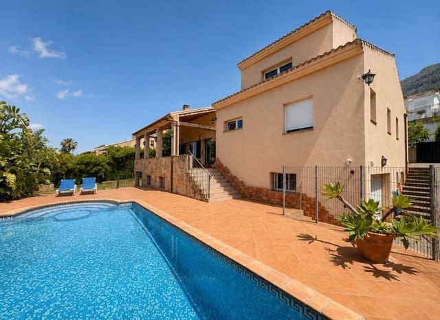 5 soverom Villa til salgs i El Montgó, Dénia med svømmebasseng garasje - € 956 000 (Ref: 9879803)