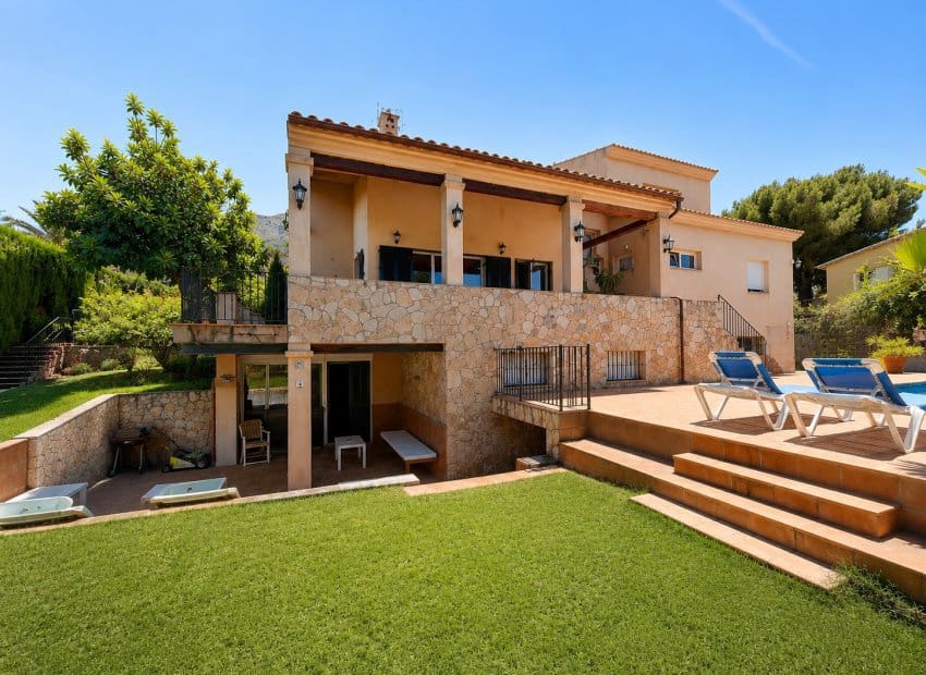 5 camera da letto Villa in vendita in Denia con piscina garage - 956.000 € (Rif: 9879803)