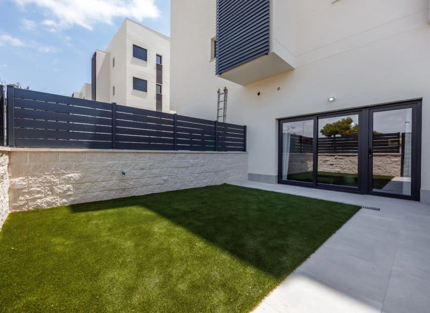 2 makuuhuone Ranta-asunto myytävänä paikassa La Villajoyosa / Vila Joiosa - 275 000 € (Ref: 9905285)
