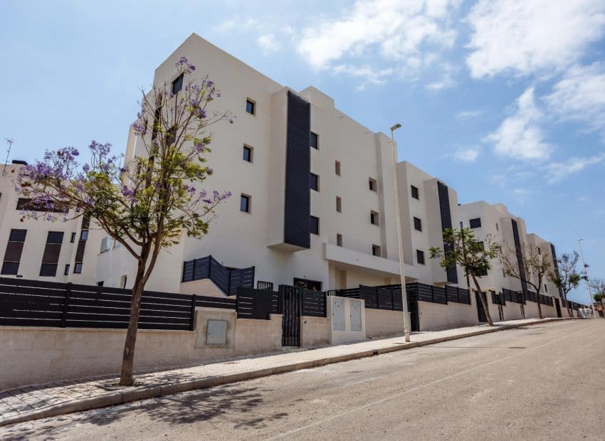 2 makuuhuone Ranta-asunto myytävänä paikassa La Villajoyosa / Vila Joiosa - 275 000 € (Ref: 9905285)