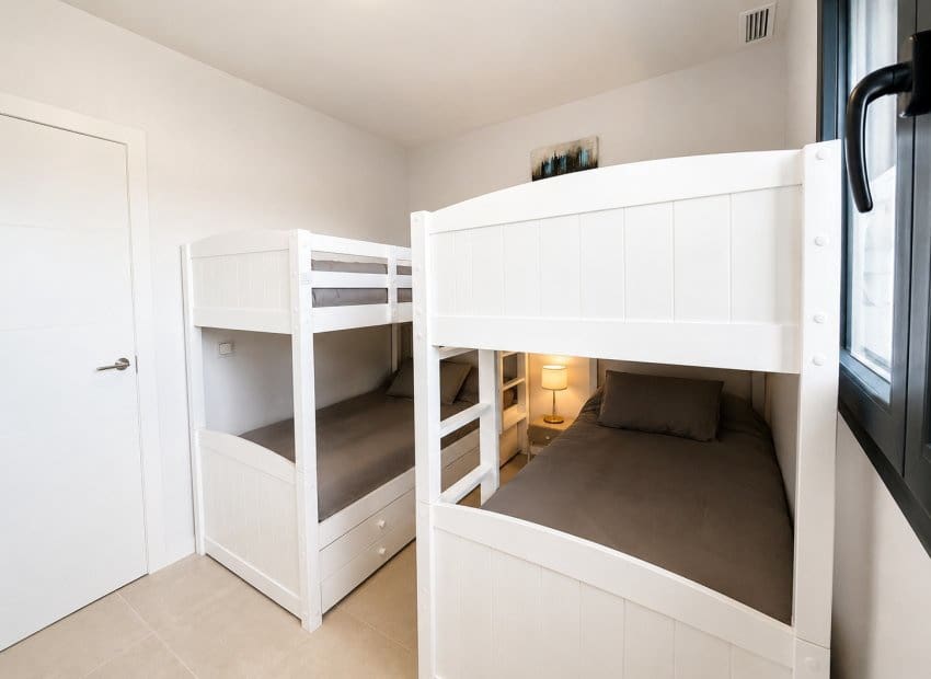 3 soveværelse Strandlejlighed til salg i Denia med swimmingpool garage - € 575.000 (Ref: 9946358)