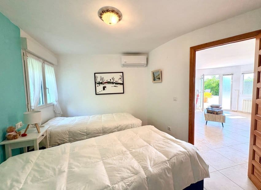 4 sypialnia Willa na sprzedaż w Denia z basenem - 895 000 € (Ref: 9953122)