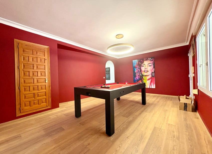 4 sypialnia Willa na sprzedaż w Denia z basenem - 895 000 € (Ref: 9953122)