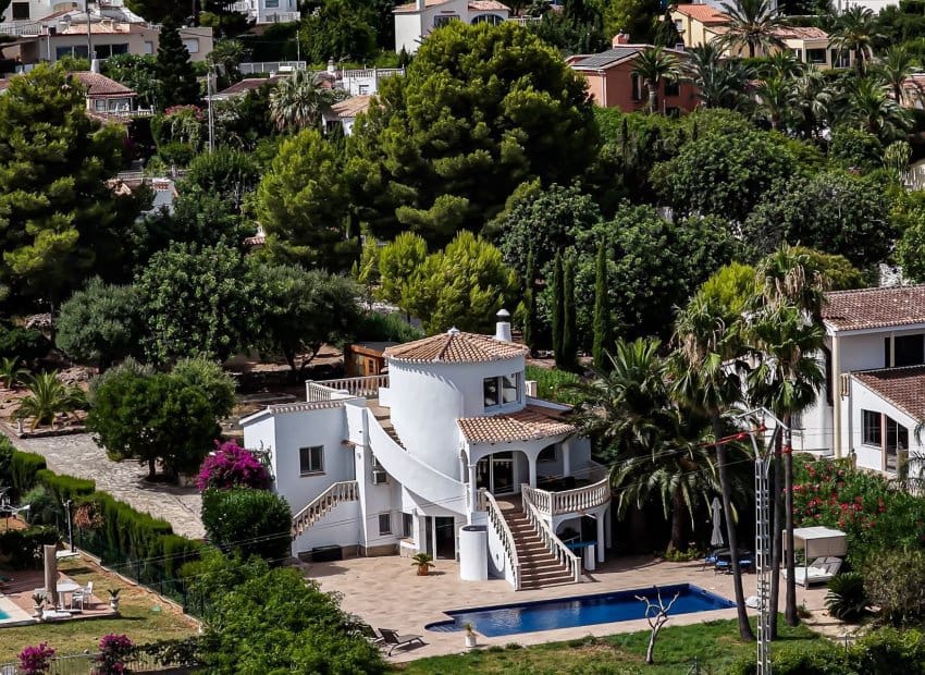 4 bedroom Villa for sale in Denia with pool - € 895,000 (Ref: 9953122)