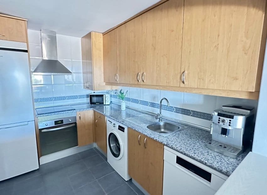 2 quarto Penthouse para venda em Denia com piscina garagem - 295 000 € (Ref: 9969041)