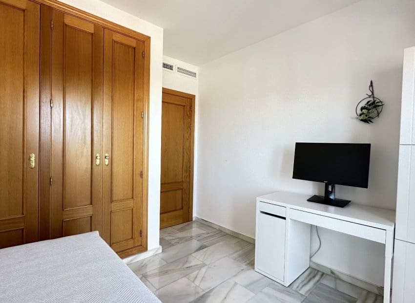 2 quarto Penthouse para venda em Denia com piscina garagem - 295 000 € (Ref: 9969041)