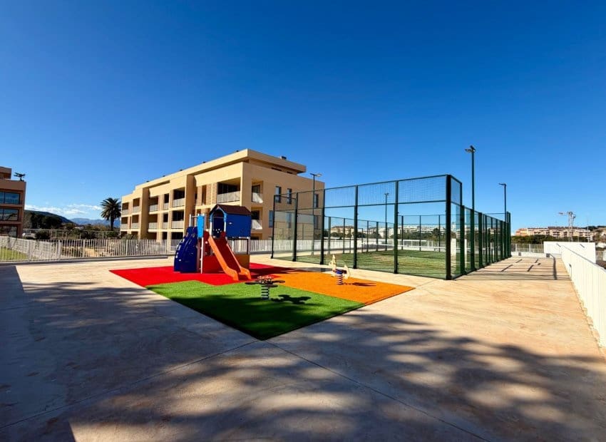 3 chambre Appartement de Plage à vendre à Denia avec piscine garage - 549 000 € (Ref: 9969044)