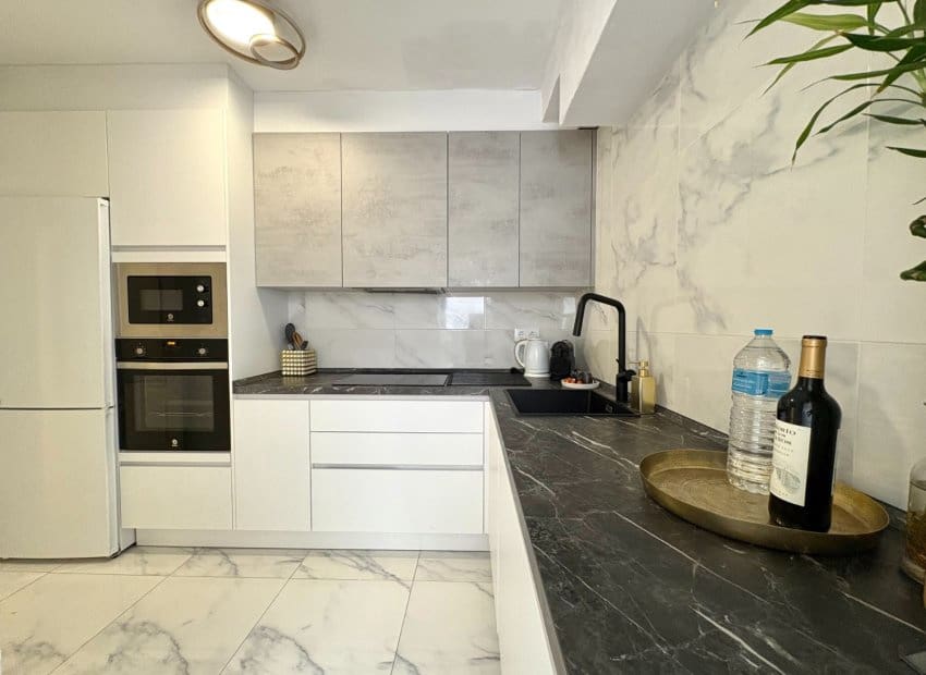 4 chambre Appartement à vendre à Denia - 259 000 € (Ref: 9969086)