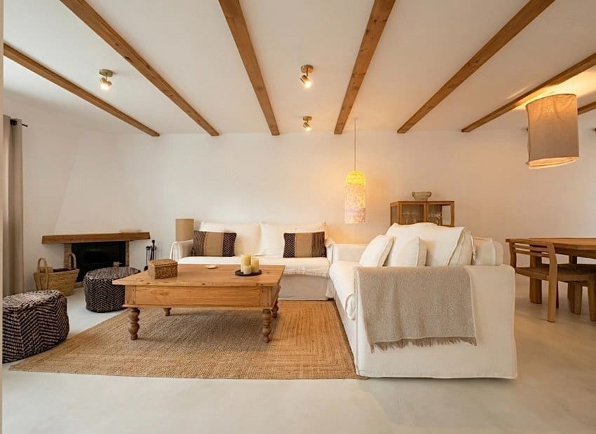 3 bedroom Villa for sale in Denia with pool - € 749,000 (Ref: 9971784)