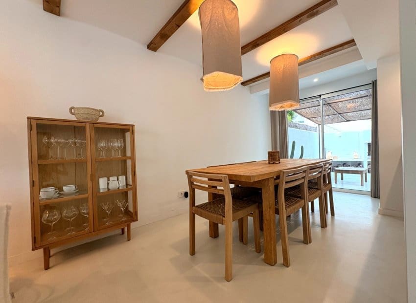 3 bedroom Villa for sale in Denia with pool - € 749,000 (Ref: 9971784)