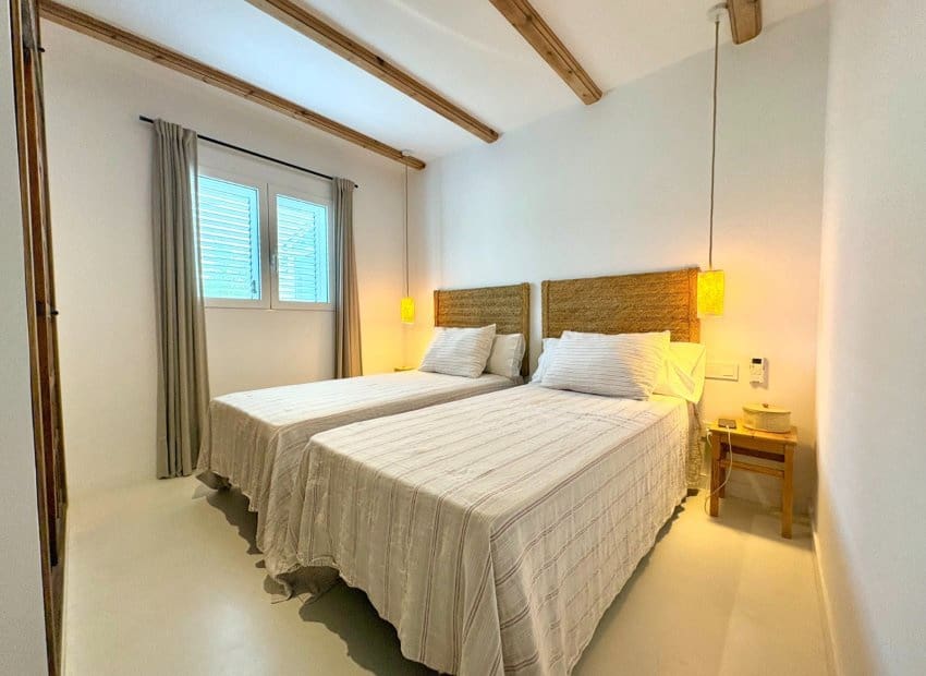 3 bedroom Villa for sale in Denia with pool - € 749,000 (Ref: 9971784)