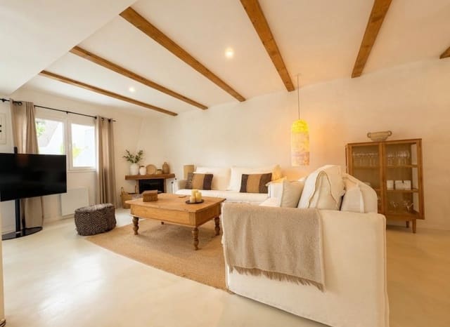 3 soverom Villa til salgs i Las Marinas / Les Marines, Dénia med svømmebasseng - € 749 000 (Ref: 9971784)