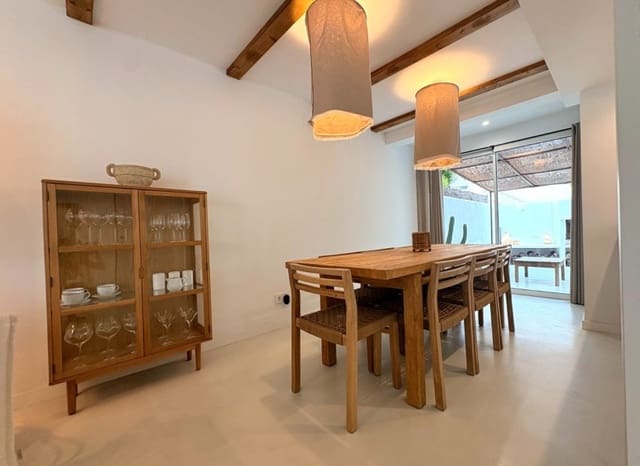 3 soverom Villa til salgs i Las Marinas / Les Marines, Dénia med svømmebasseng - € 749 000 (Ref: 9971784)