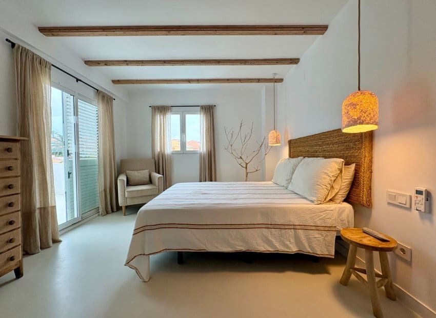 3 bedroom Villa for sale in Denia with pool - € 749,000 (Ref: 9971784)